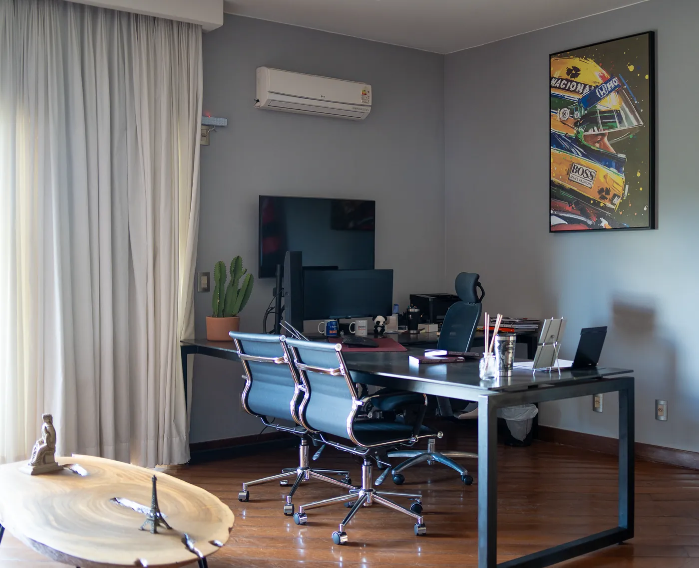 Mesa de trabalho do escritório